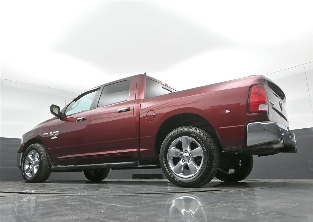 RAM 1500 SLT Crew Cab SWB 2WD 2017