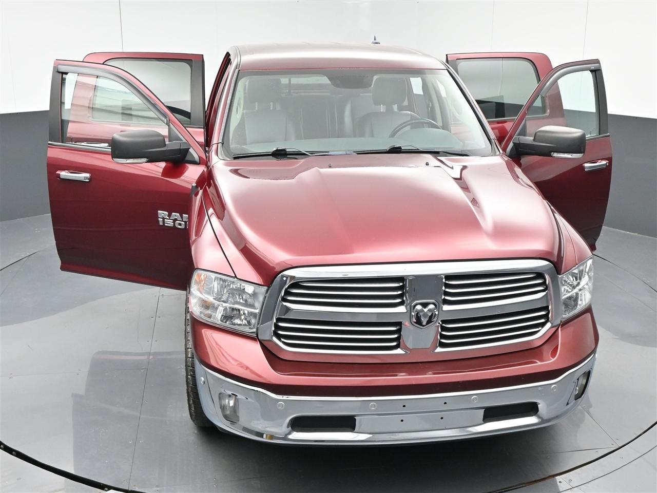 RAM 1500 SLT Crew Cab SWB 2WD 2017