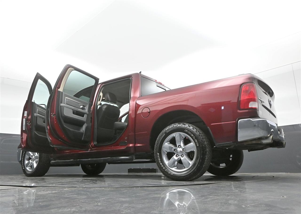 RAM 1500 SLT Crew Cab SWB 2WD 2017