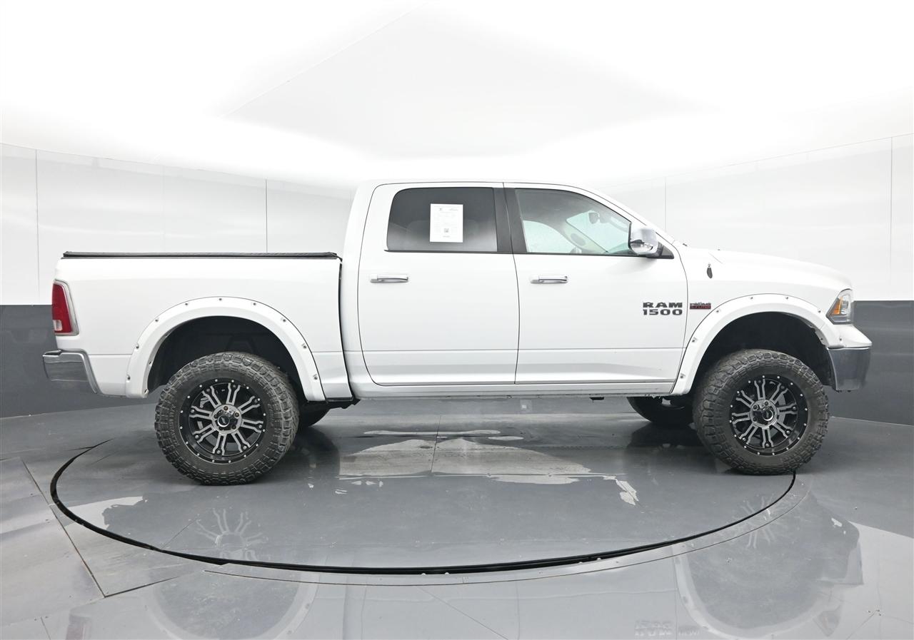 RAM 1500 Laramie Crew Cab SWB 4WD 2018
