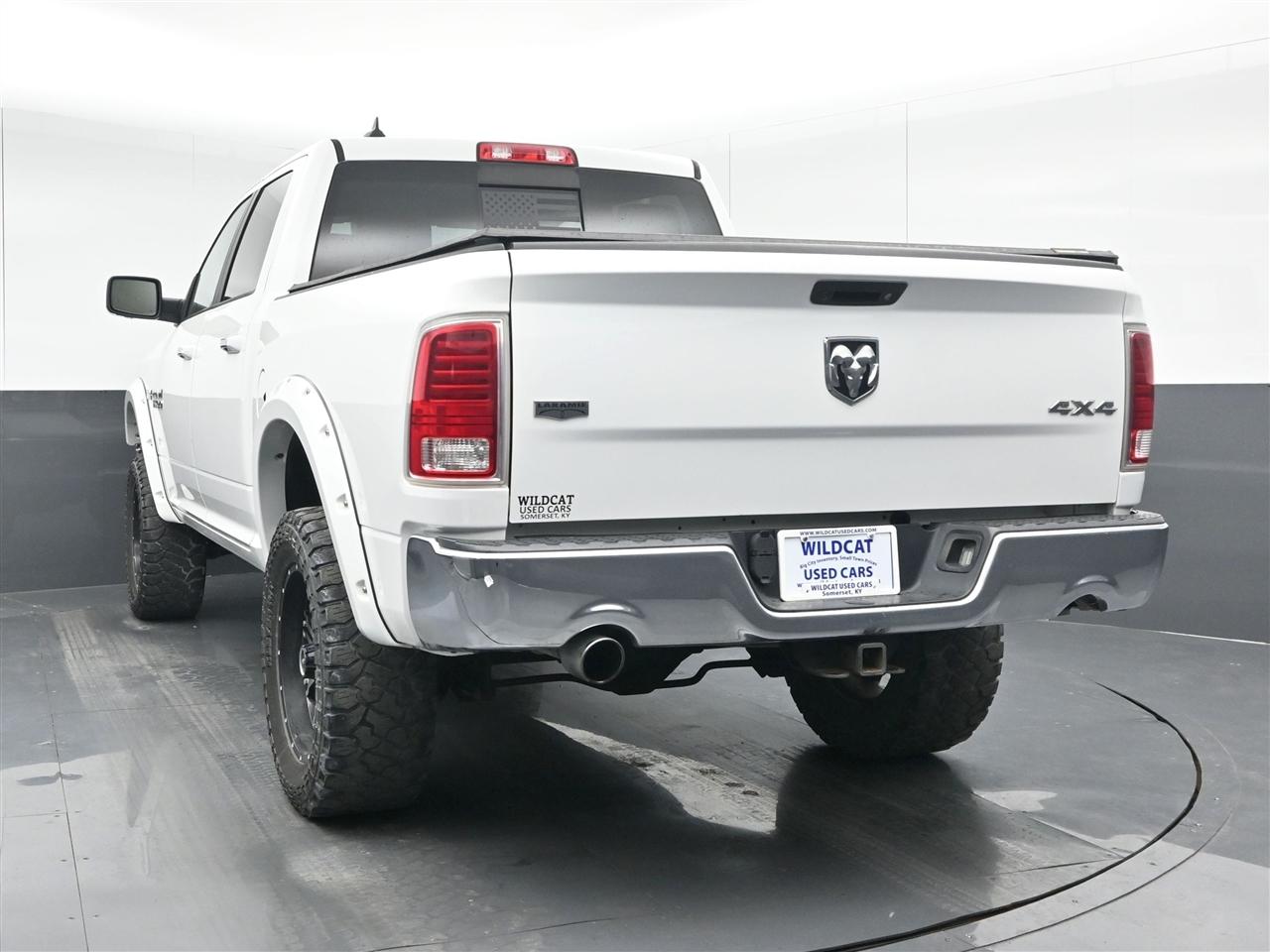 RAM 1500 Laramie Crew Cab SWB 4WD 2018