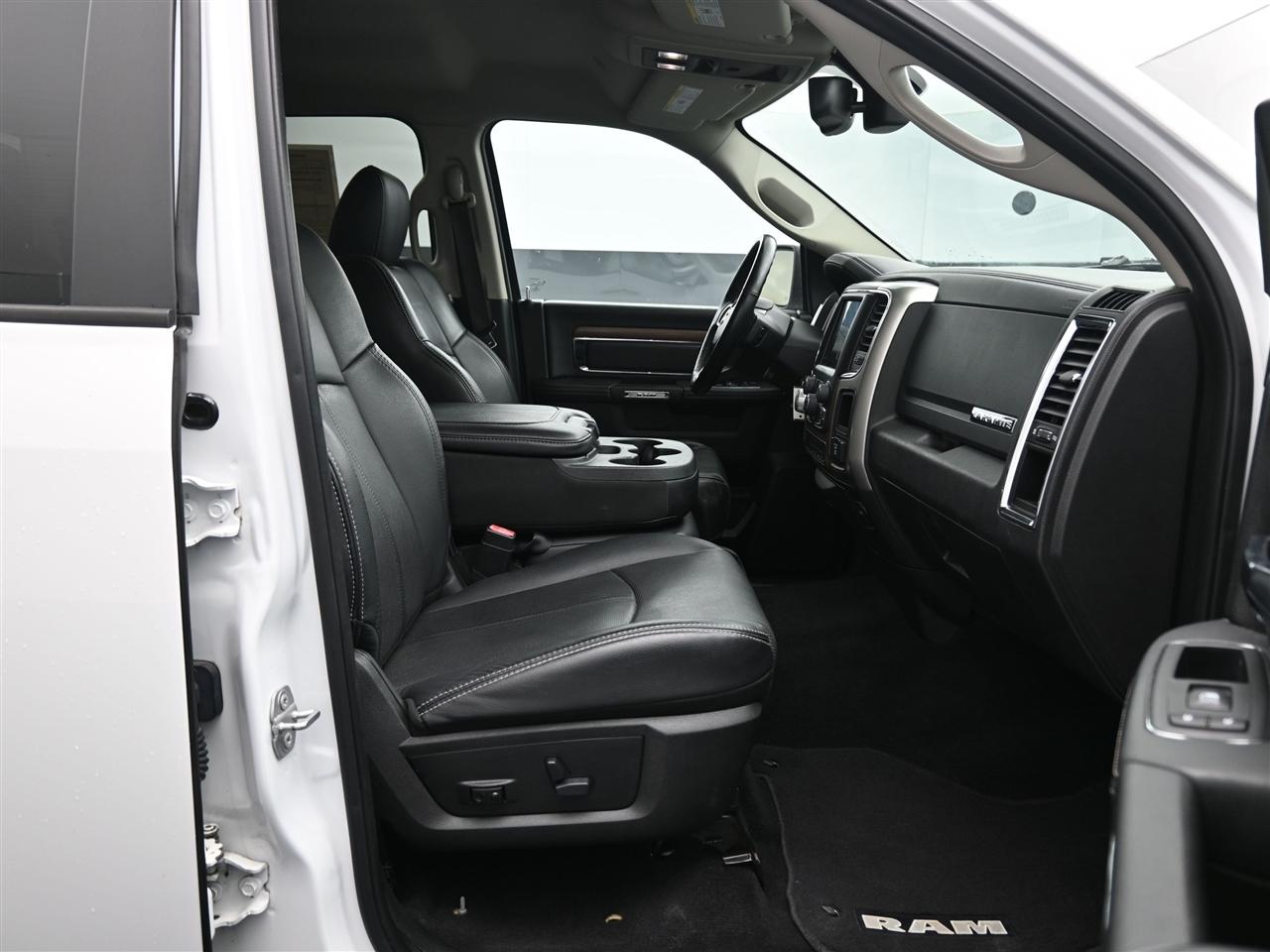 RAM 1500 Laramie Crew Cab SWB 4WD 2018