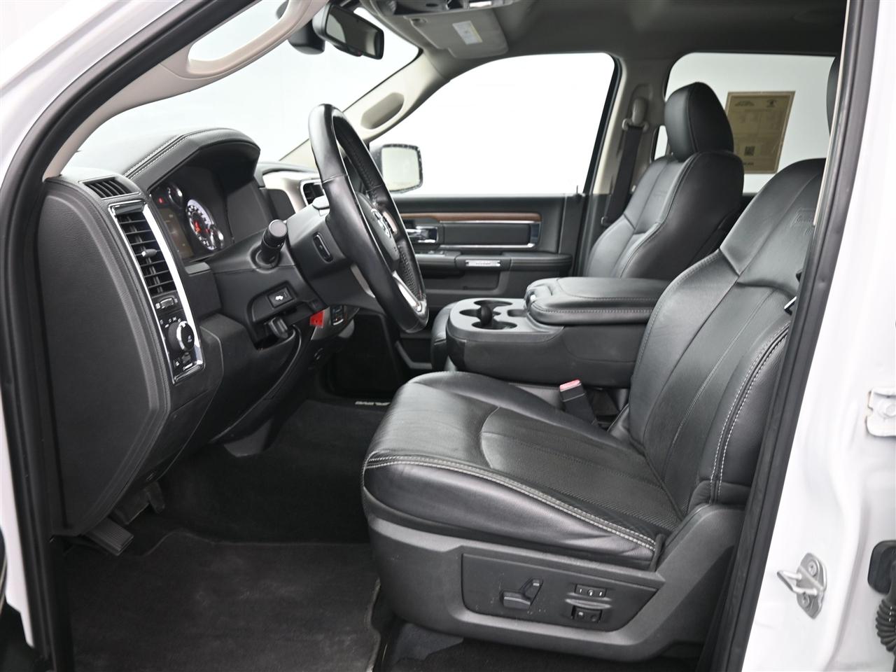 RAM 1500 Laramie Crew Cab SWB 4WD 2018