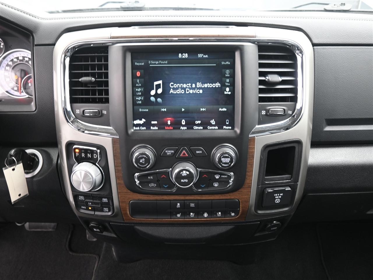 RAM 1500 Laramie Crew Cab SWB 4WD 2018