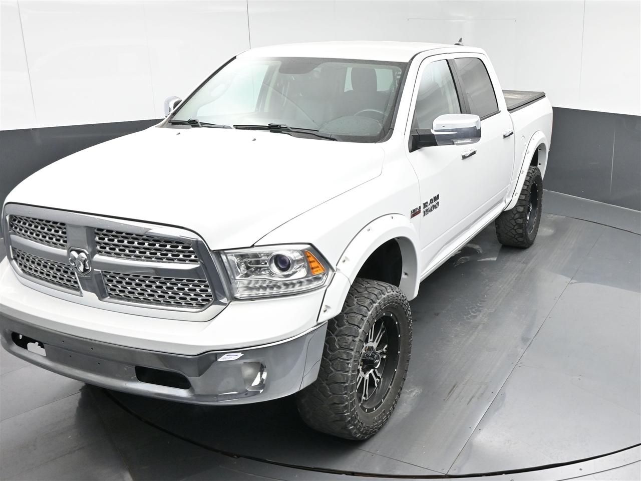 RAM 1500 Laramie Crew Cab SWB 4WD 2018
