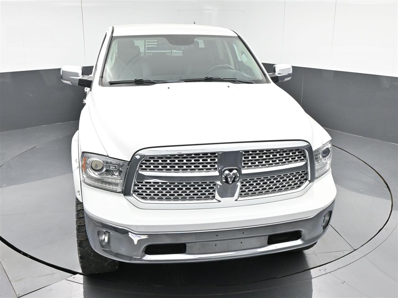 RAM 1500 Laramie Crew Cab SWB 4WD 2018