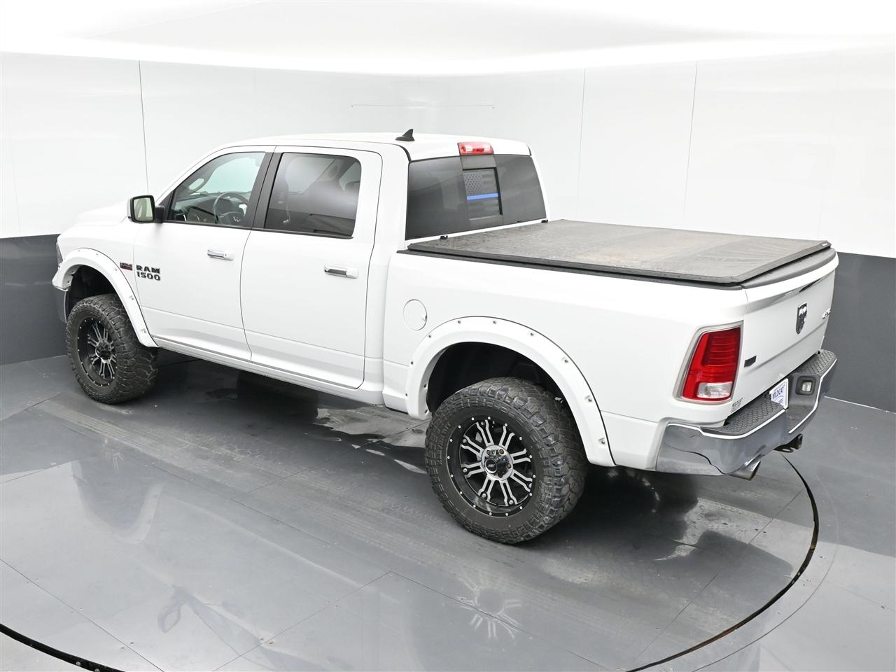 RAM 1500 Laramie Crew Cab SWB 4WD 2018