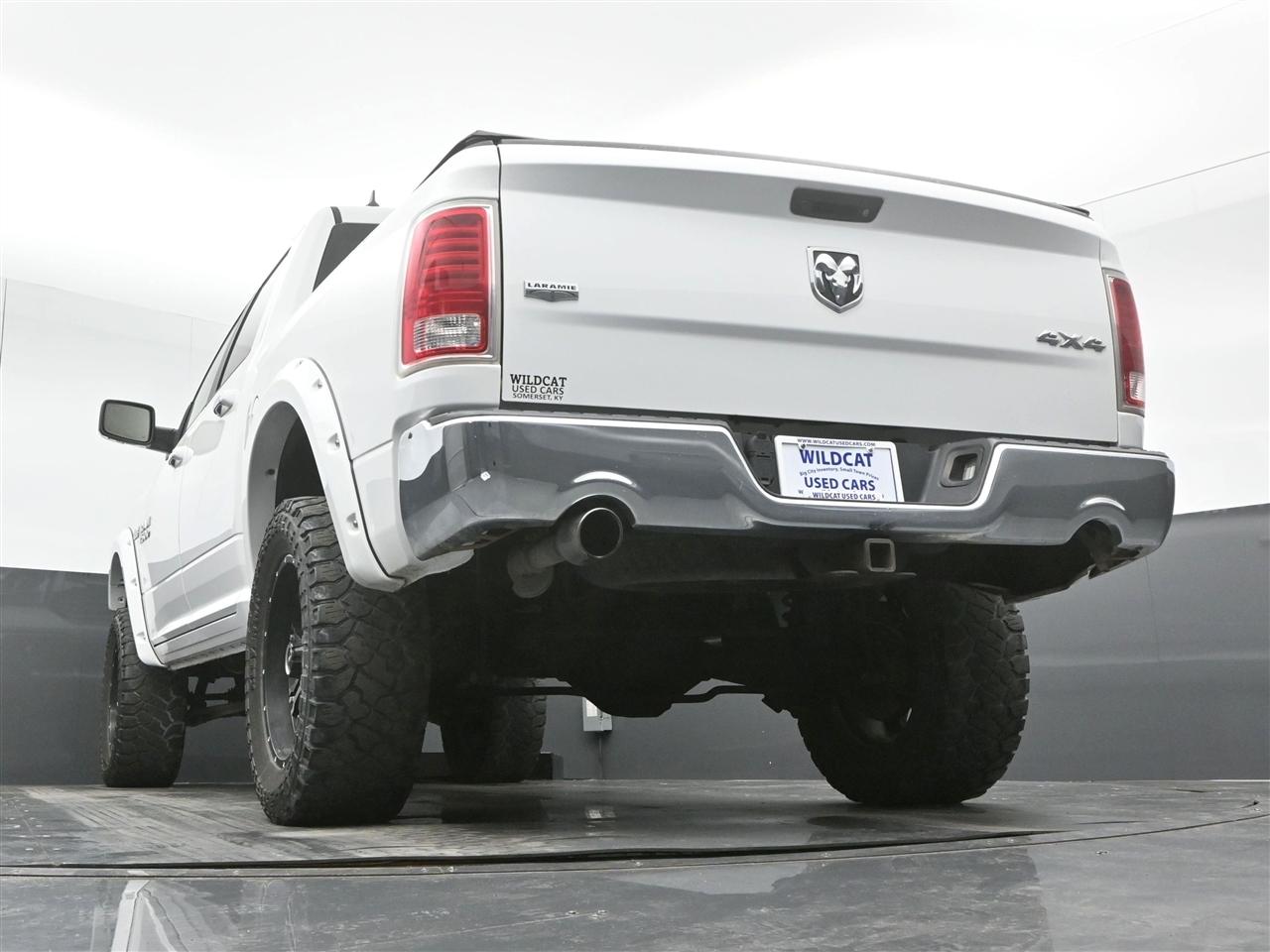 RAM 1500 Laramie Crew Cab SWB 4WD 2018