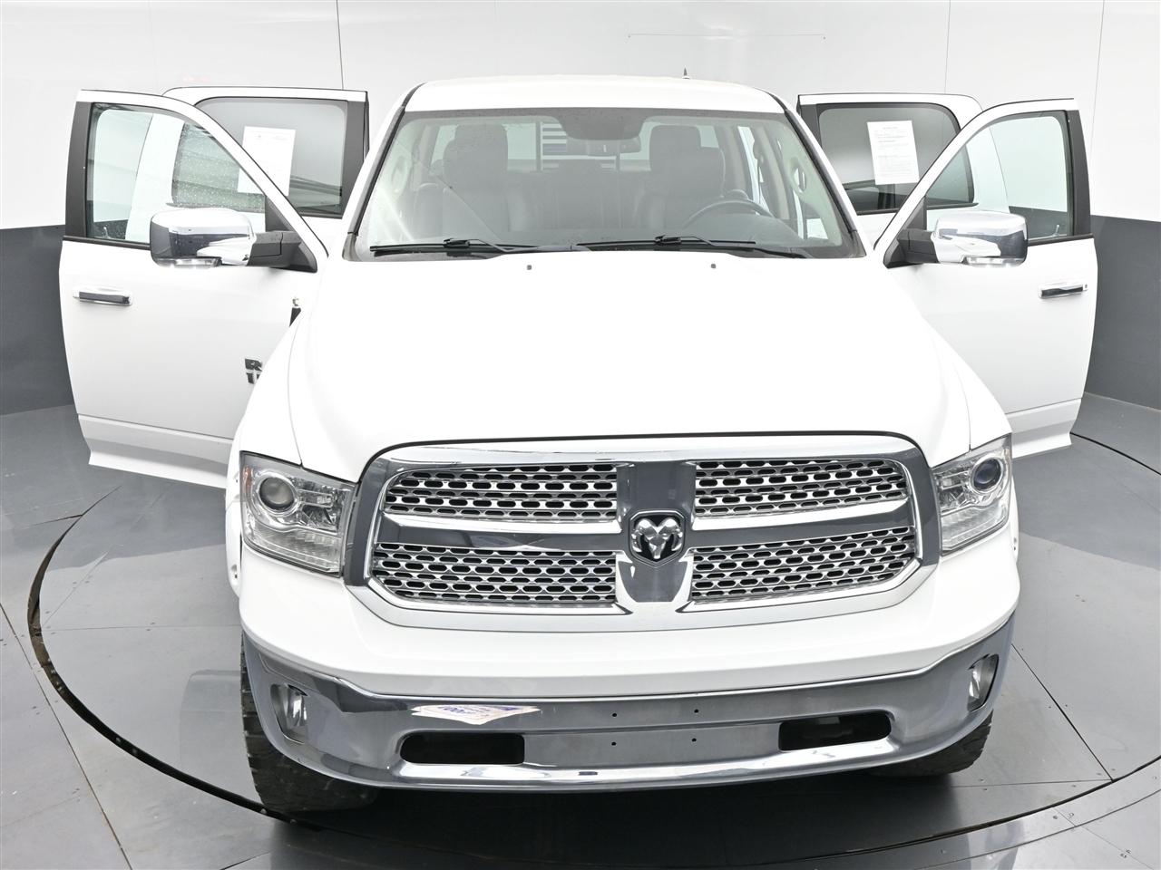RAM 1500 Laramie Crew Cab SWB 4WD 2018