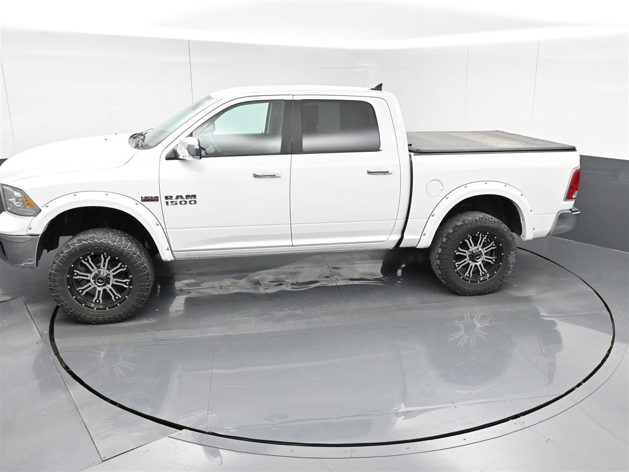 RAM 1500 Laramie Crew Cab SWB 4WD 2018