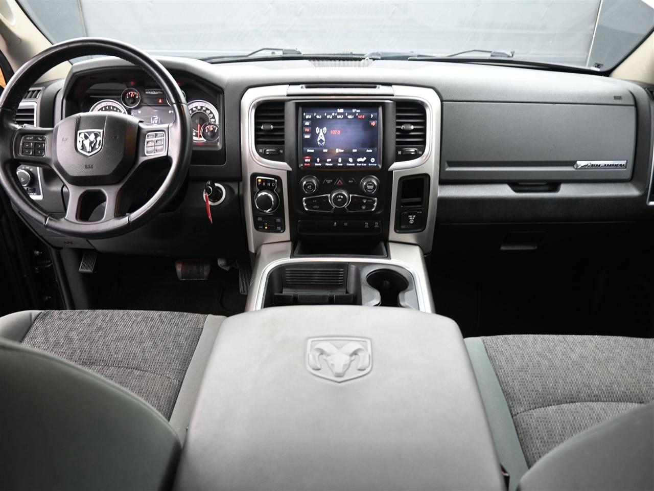 RAM 1500 SLT Quad Cab 4WD 2018