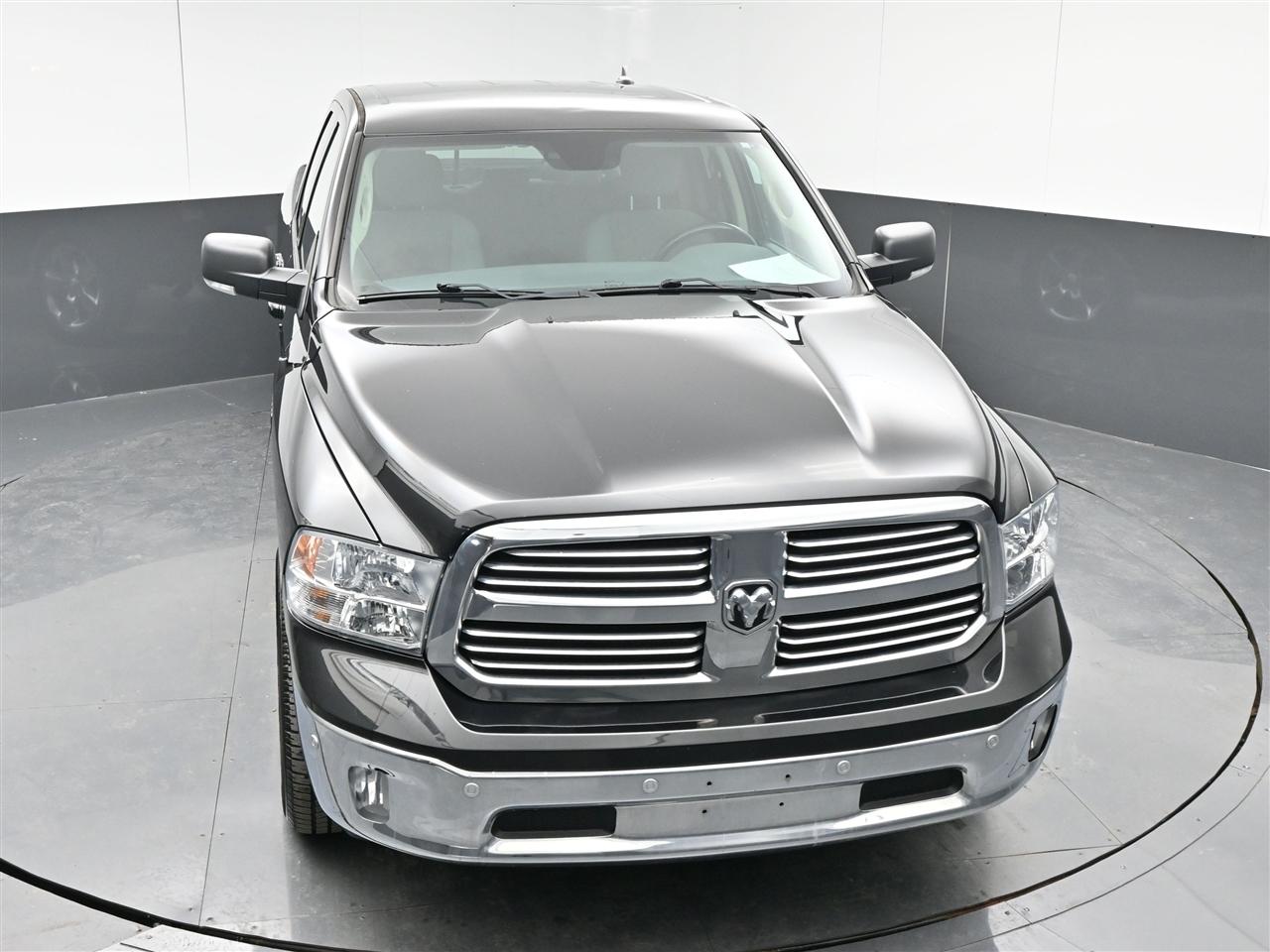RAM 1500 SLT Quad Cab 4WD 2018