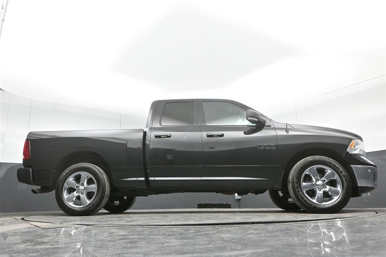 RAM 1500 SLT Quad Cab 4WD 2018