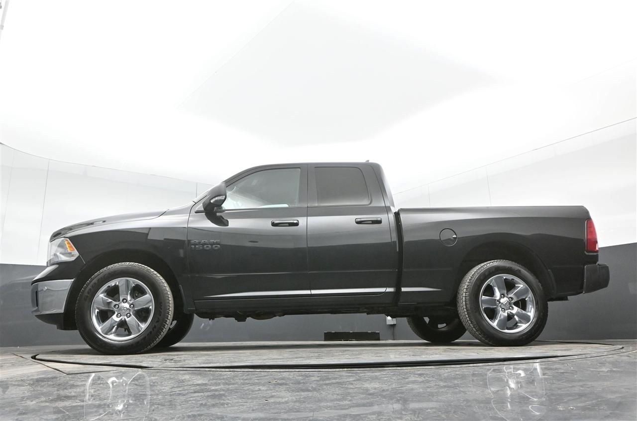 RAM 1500 SLT Quad Cab 4WD 2018