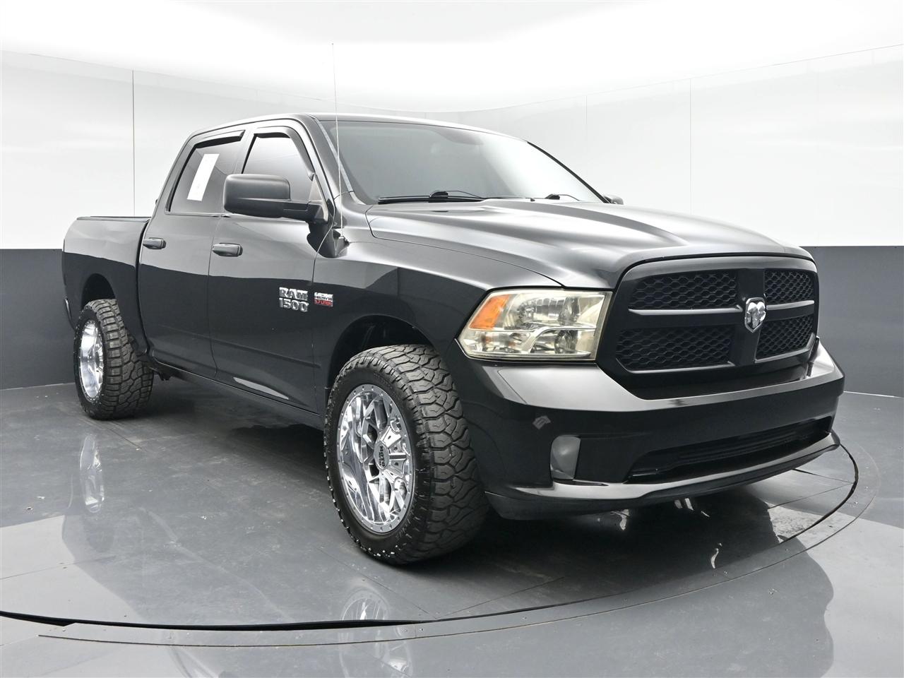 RAM 1500 Tradesman Crew Cab SWB 2WD 2017