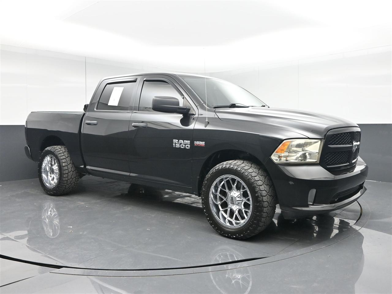 RAM 1500 Tradesman Crew Cab SWB 2WD 2017