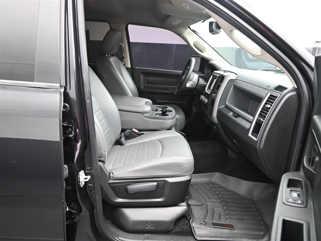 RAM 1500 Tradesman Crew Cab SWB 2WD 2017