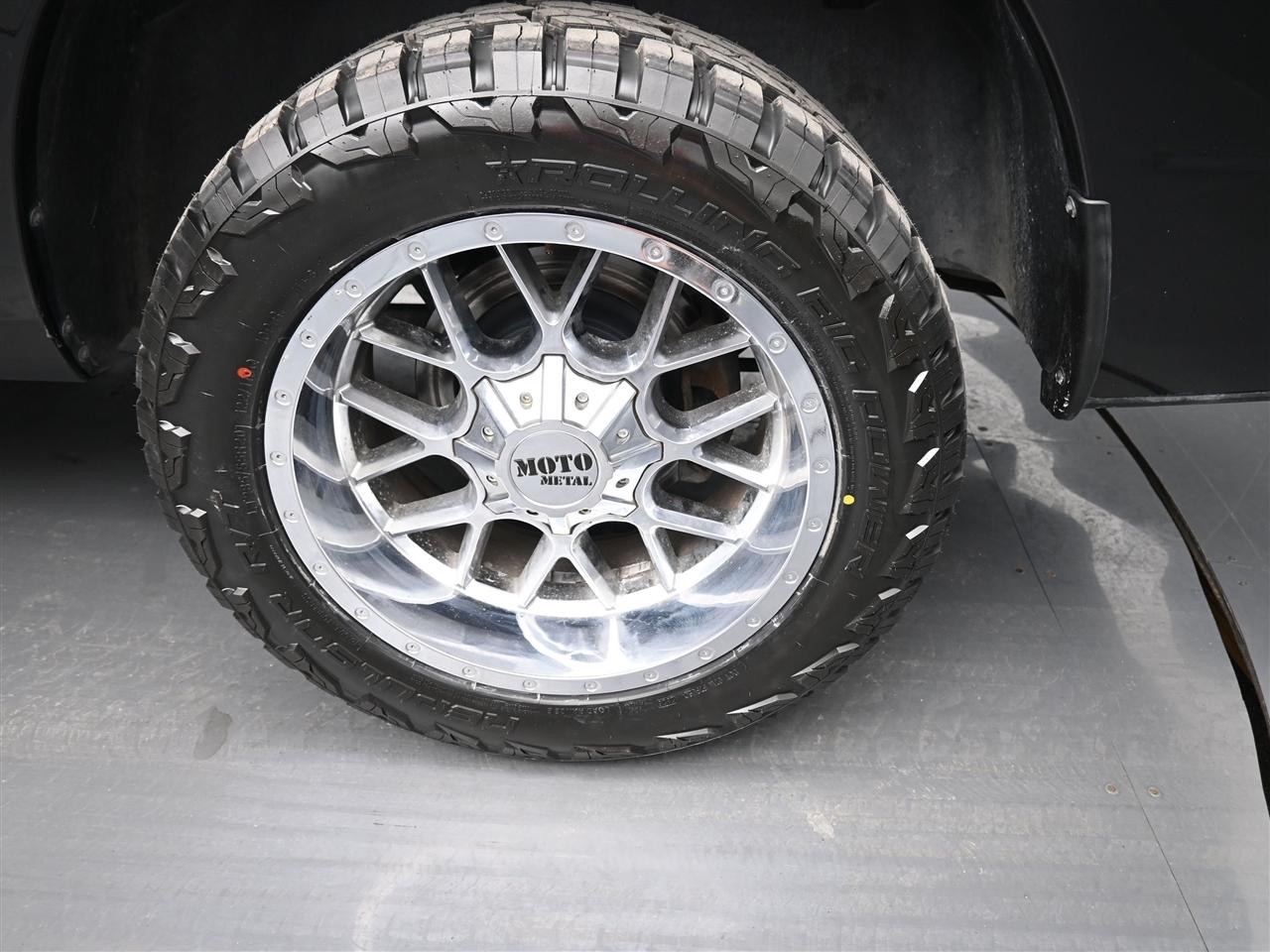 RAM 1500 Tradesman Crew Cab SWB 2WD 2017