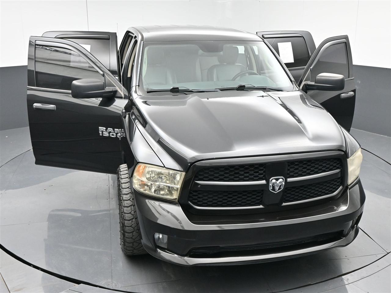 RAM 1500 Tradesman Crew Cab SWB 2WD 2017