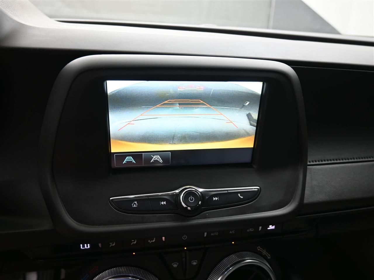 Chevrolet Camaro 1LT Coupe 8A 2018