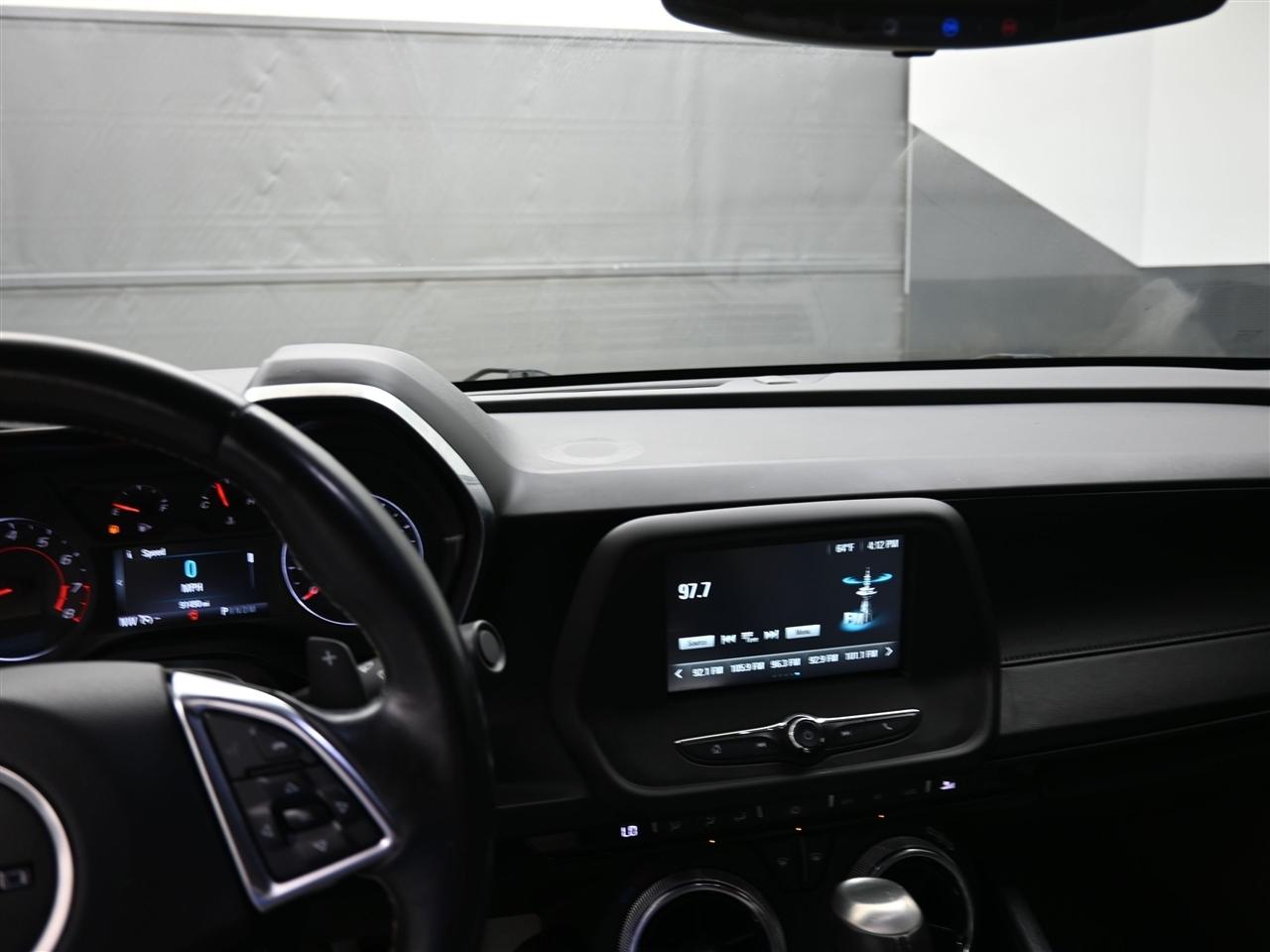 Chevrolet Camaro 1LT Coupe 8A 2018