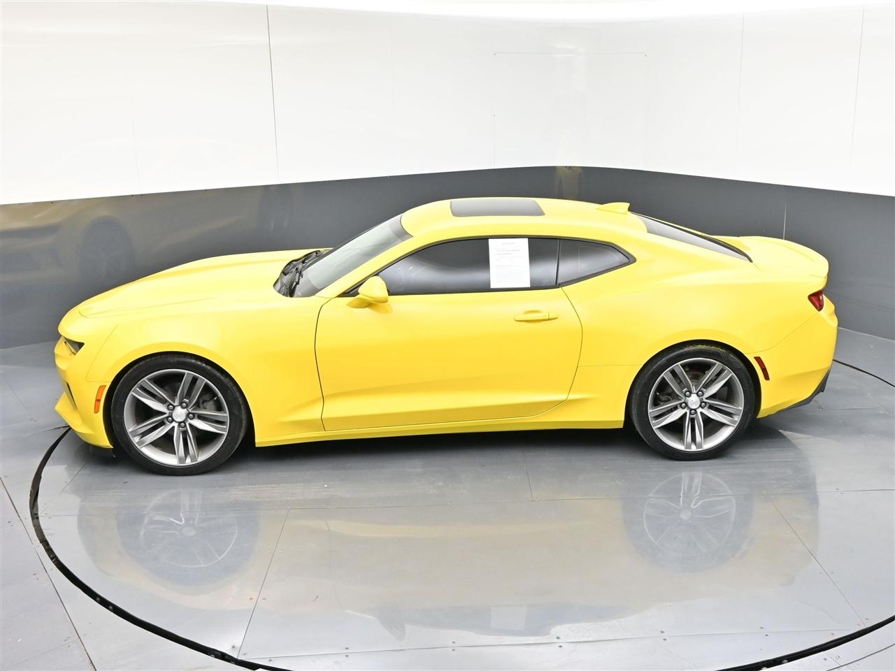 Chevrolet Camaro 1LT Coupe 8A 2018