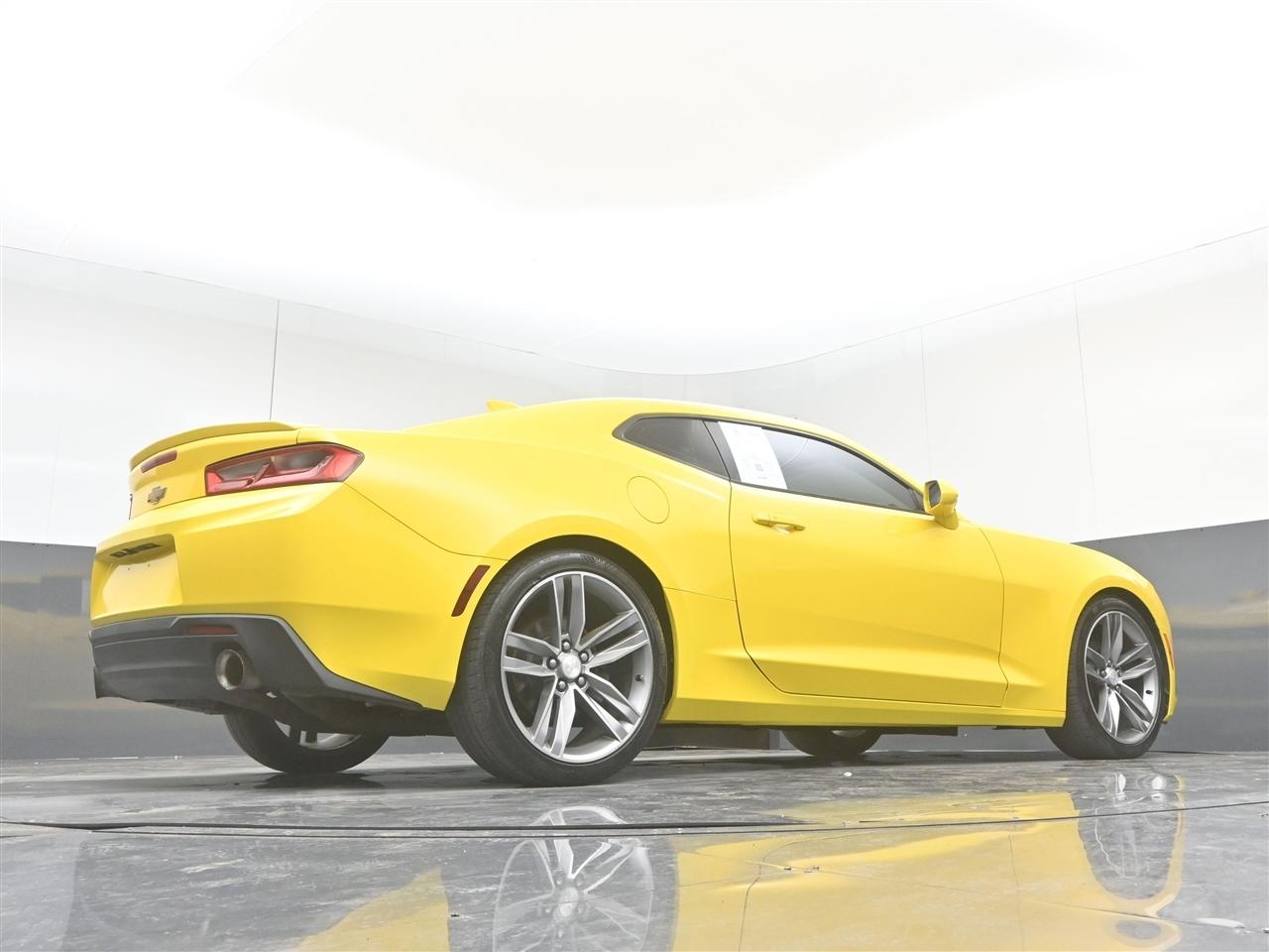 Chevrolet Camaro 1LT Coupe 8A 2018