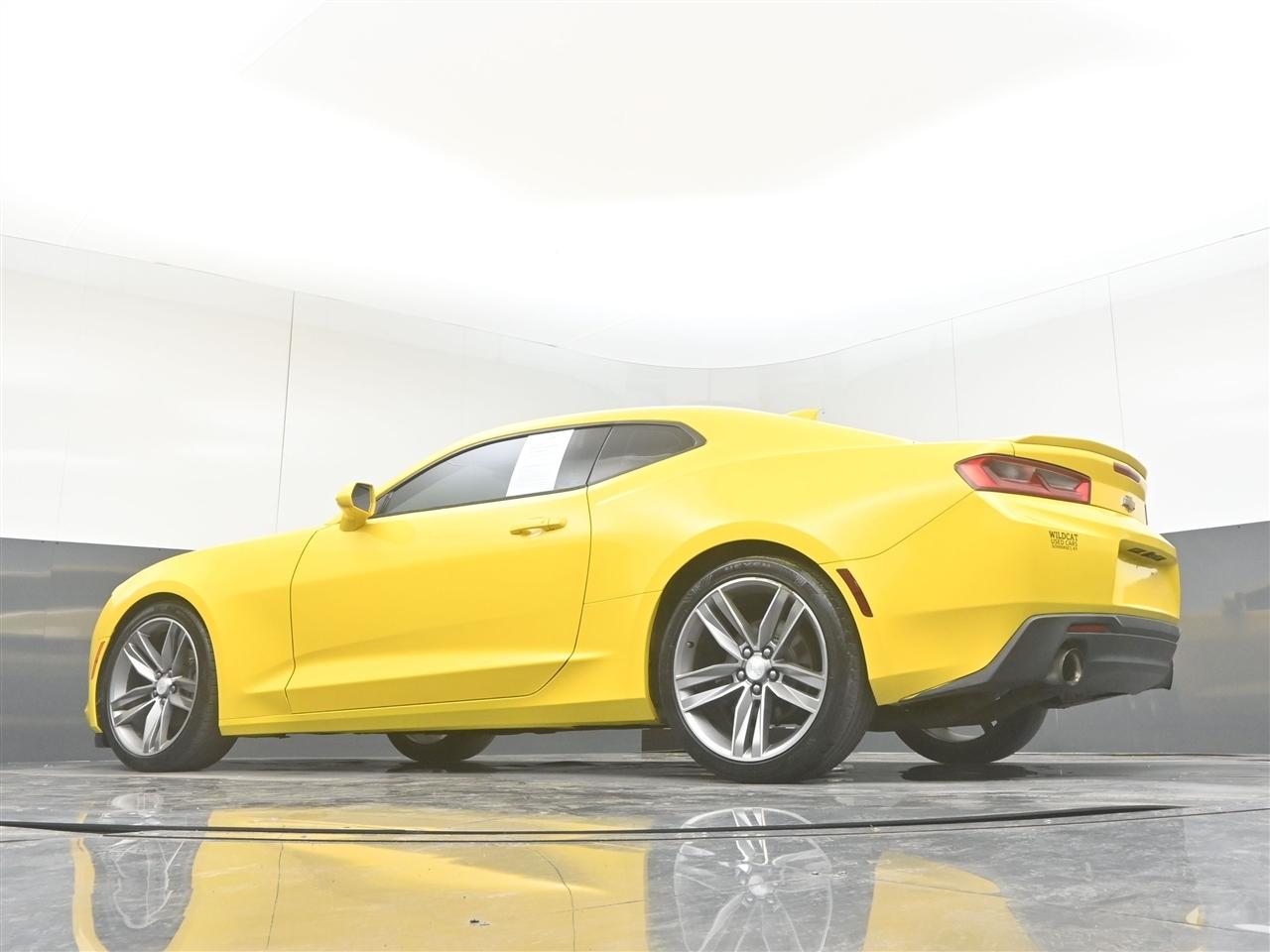 Chevrolet Camaro 1LT Coupe 8A 2018