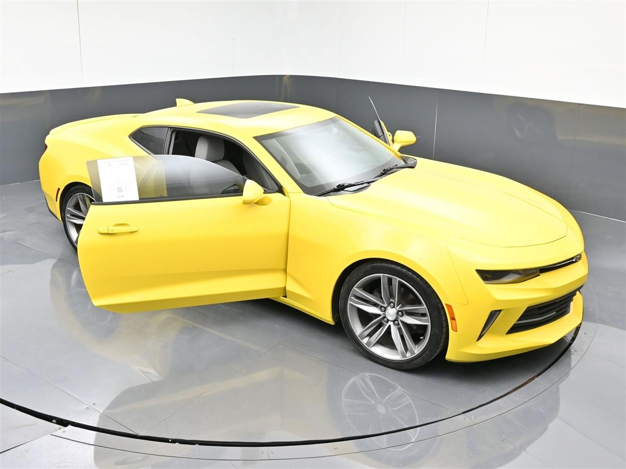 Chevrolet Camaro 1LT Coupe 8A 2018