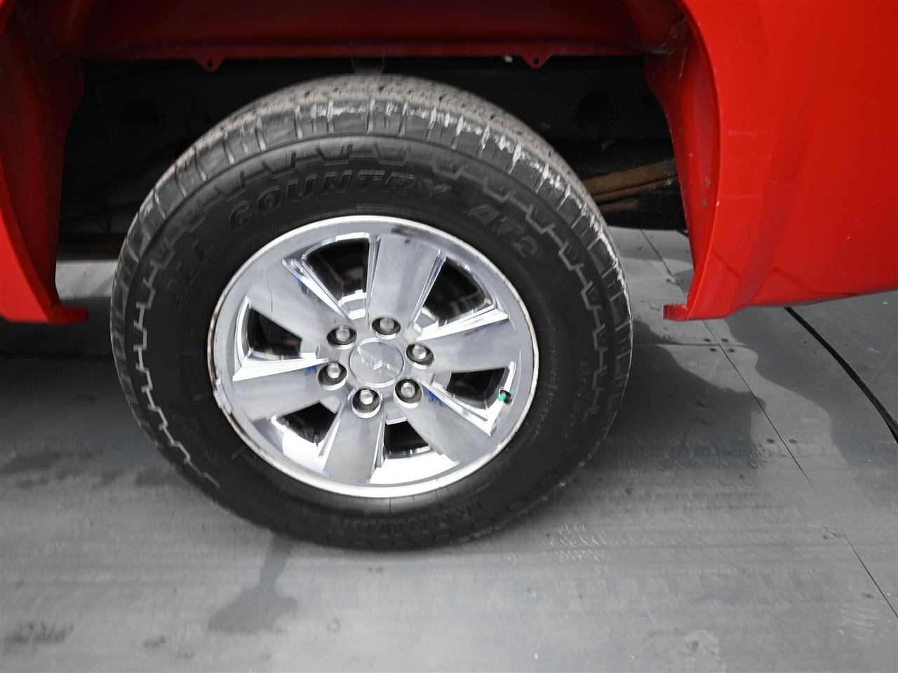 GMC Sierra 1500 SLE Crew Cab 4WD 2013