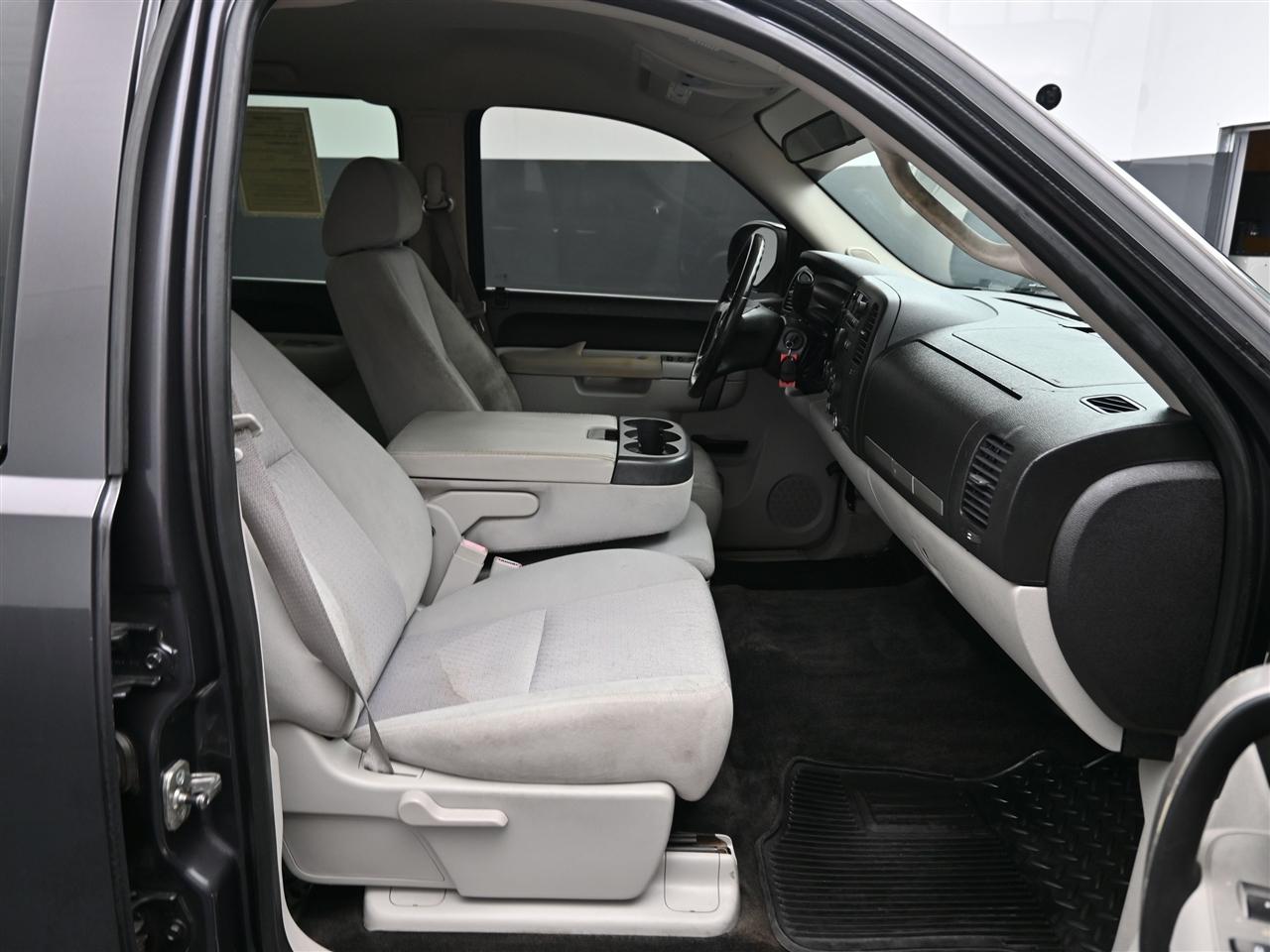 Chevrolet Silverado 1500 LT1 Crew Cab 4WD 2010