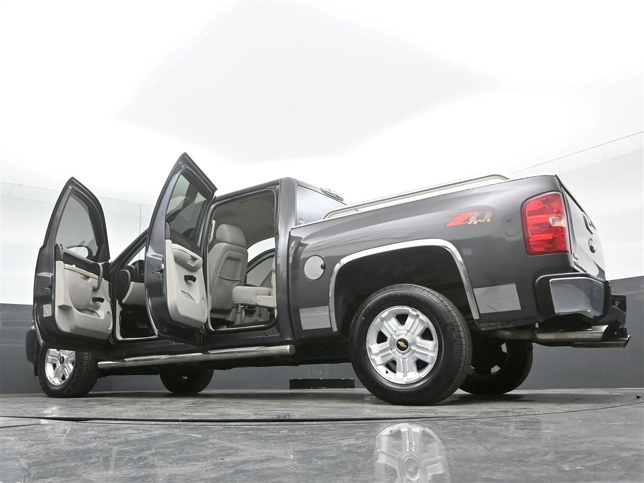 Chevrolet Silverado 1500 LT1 Crew Cab 4WD 2010