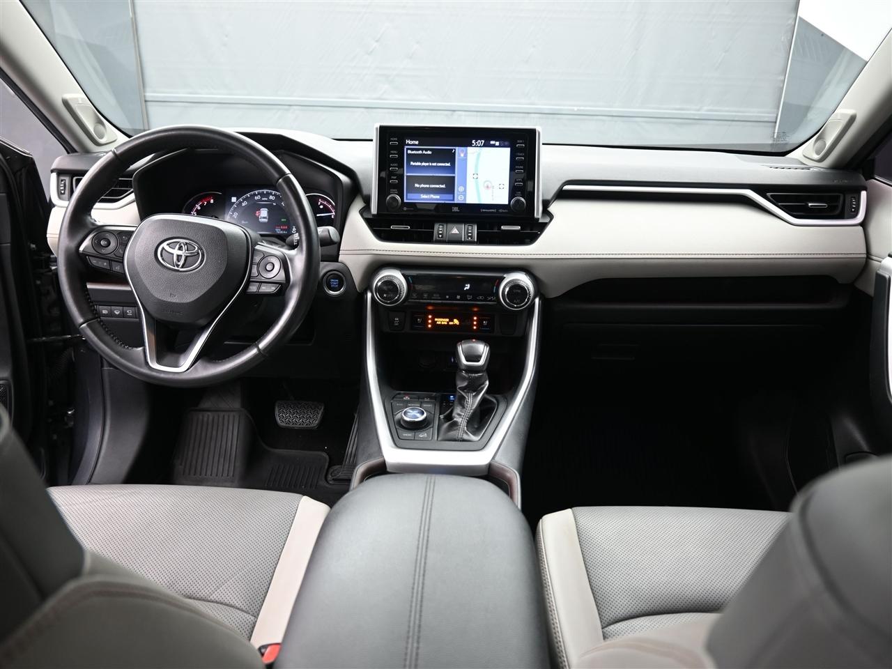 Toyota RAV4 Limited AWD 2019