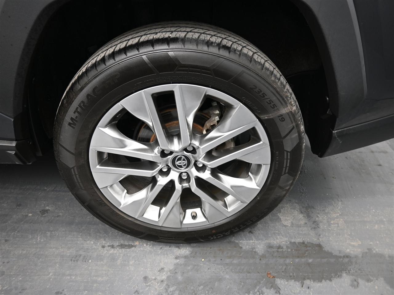 Toyota RAV4 Limited AWD 2019