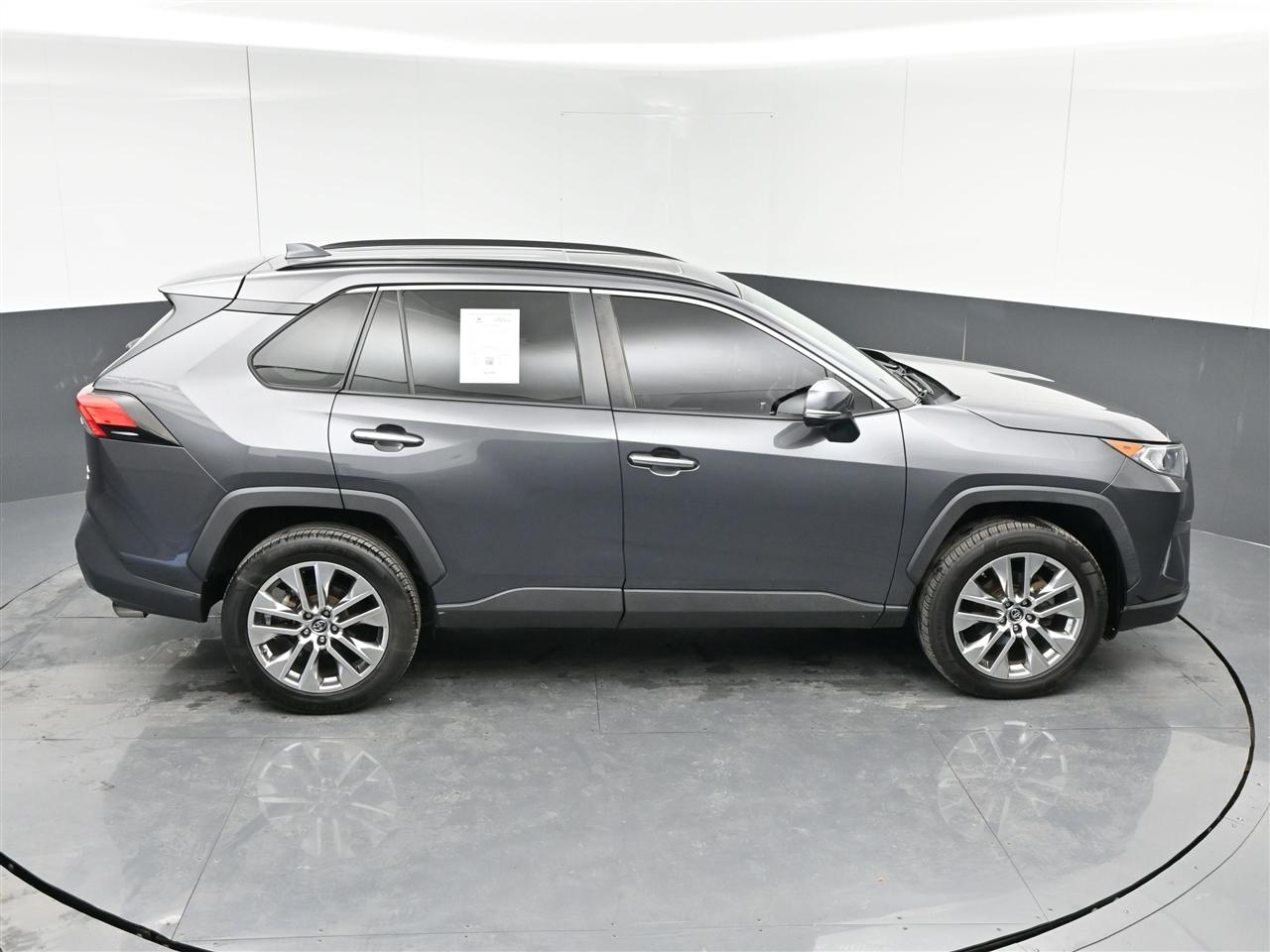 Toyota RAV4 Limited AWD 2019