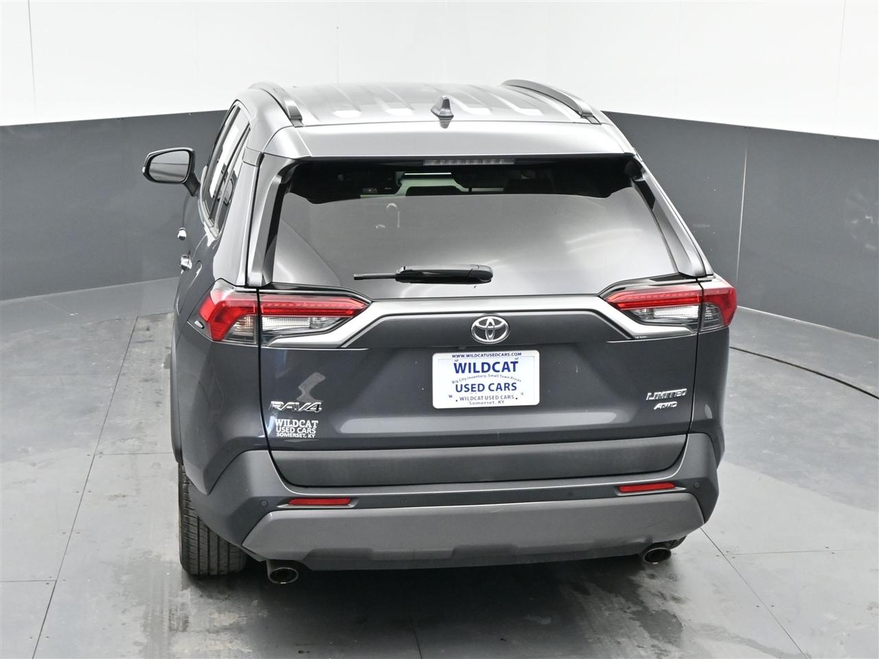 Toyota RAV4 Limited AWD 2019