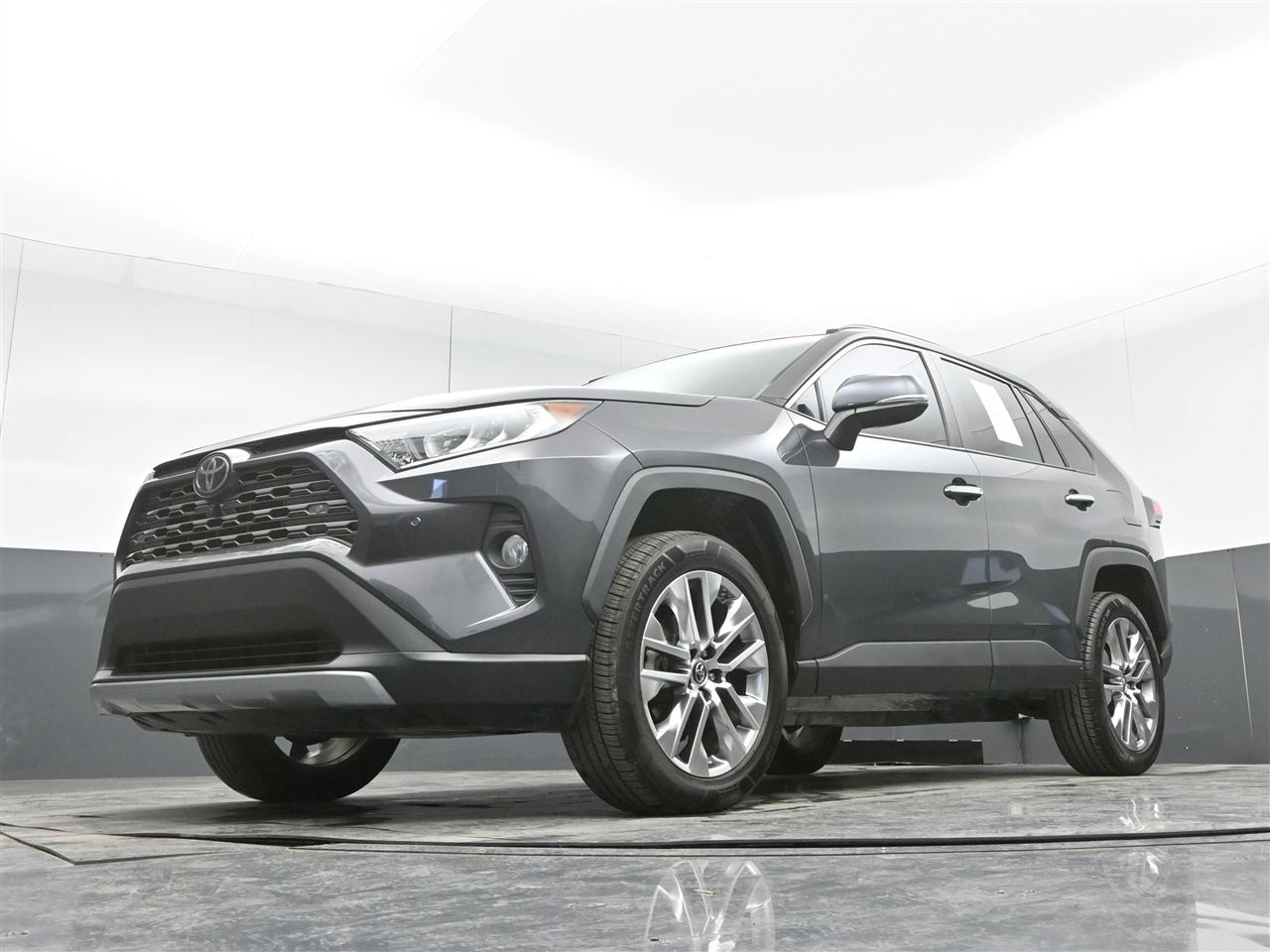 Toyota RAV4 Limited AWD 2019
