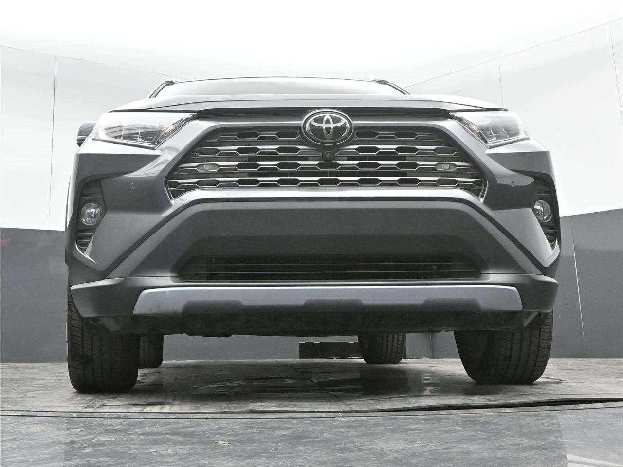Toyota RAV4 Limited AWD 2019