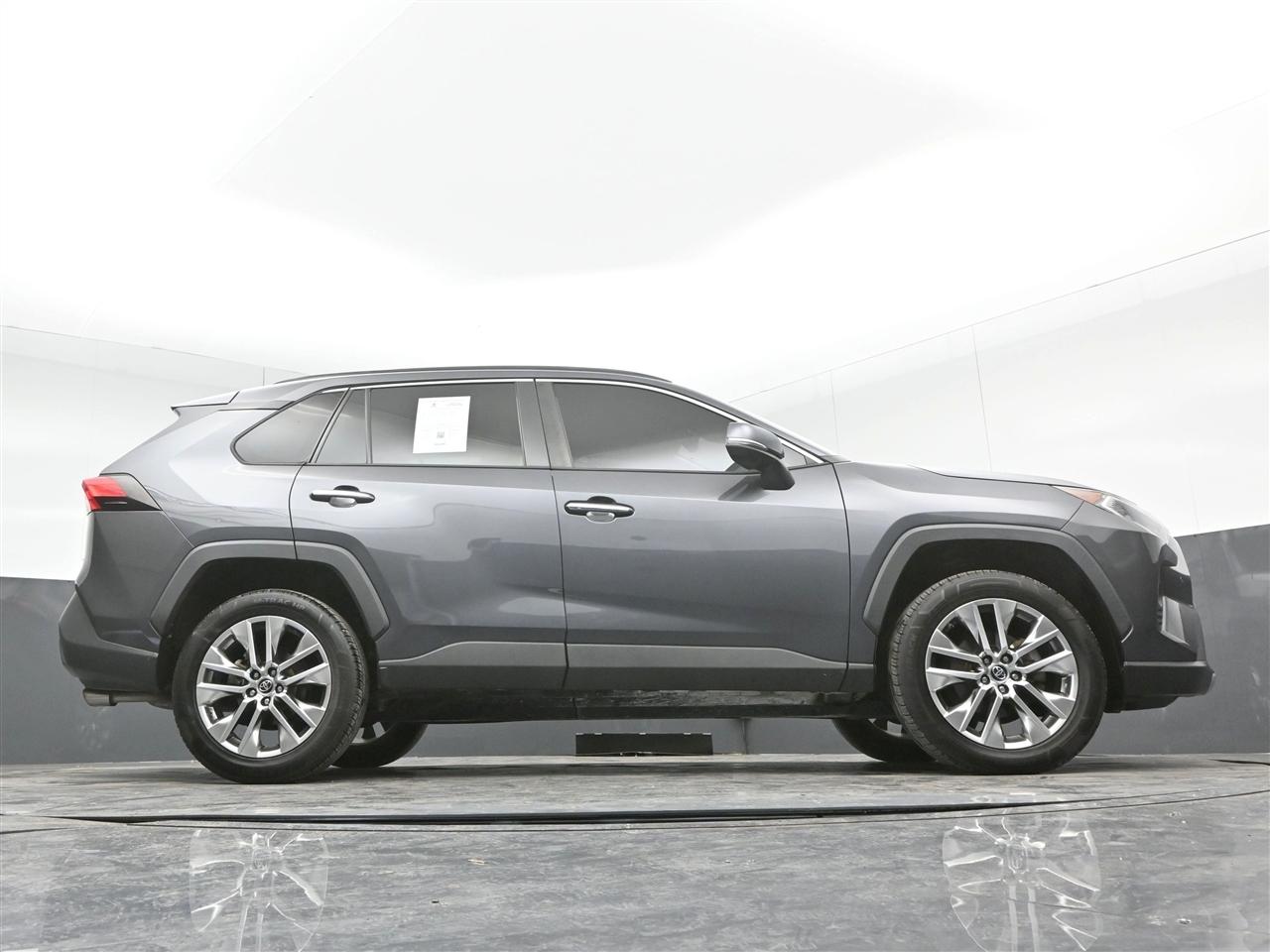 Toyota RAV4 Limited AWD 2019