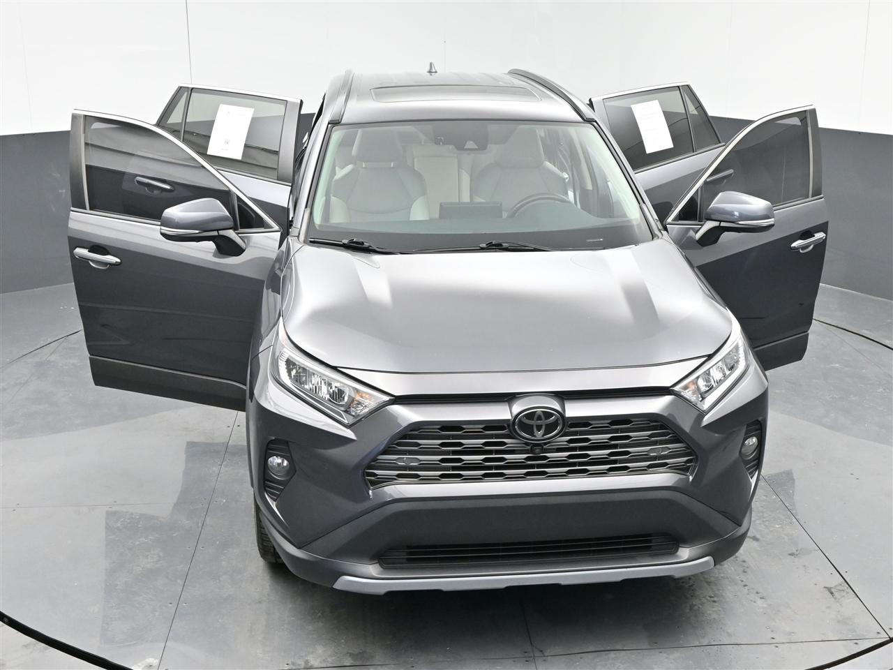 Toyota RAV4 Limited AWD 2019