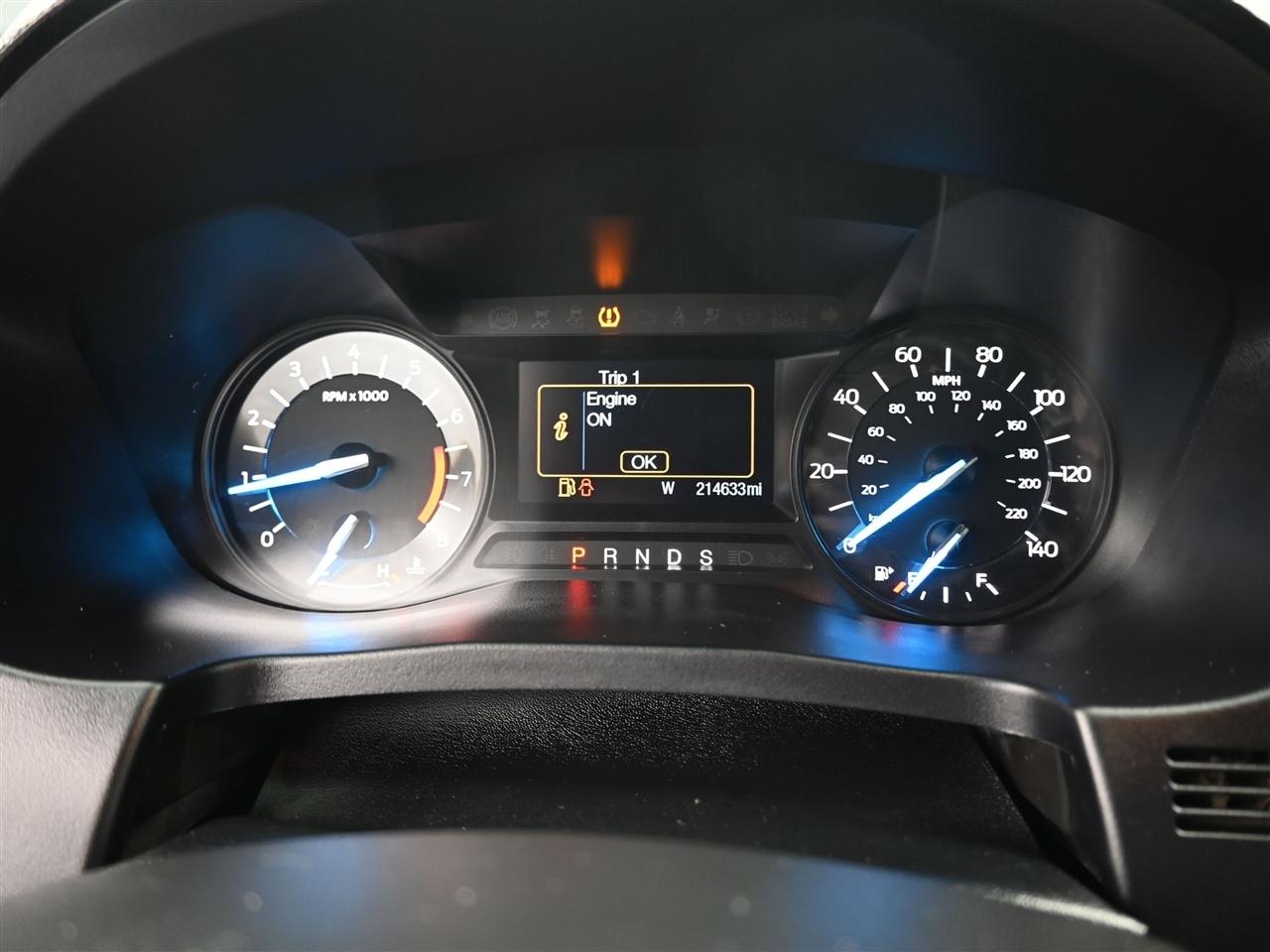 Ford Explorer Base 4WD 2016