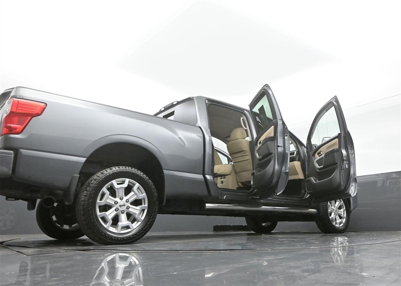 Nissan Titan XD SV 2WD Diesel 2016