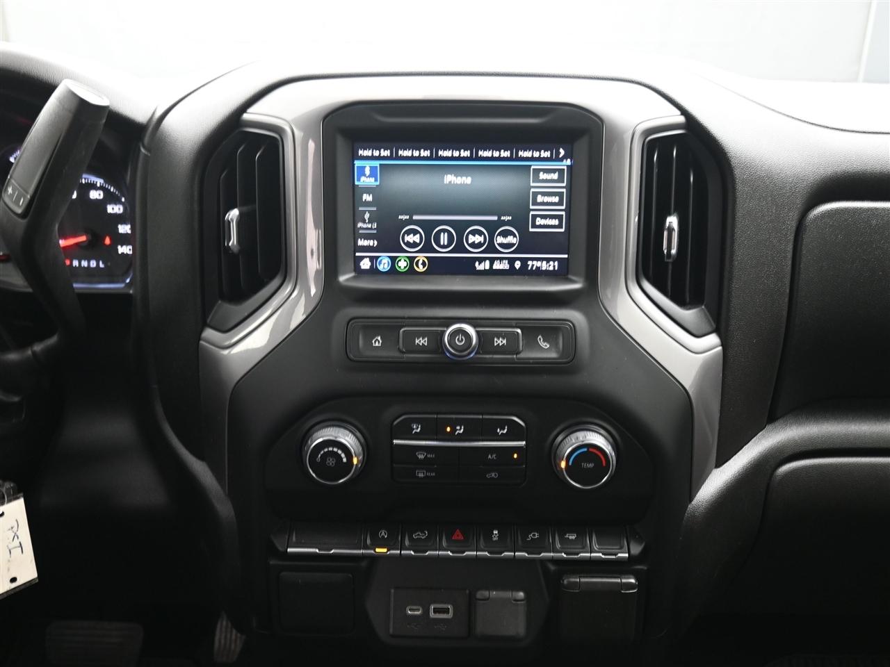 Chevrolet Silverado 1500 Limited Custom Crew Cab Short Box 2WD 2022