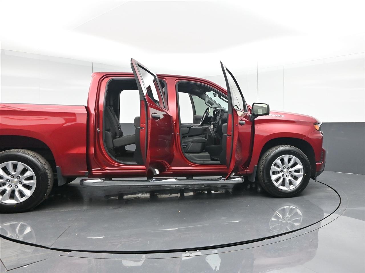 Chevrolet Silverado 1500 Limited Custom Crew Cab Short Box 2WD 2022