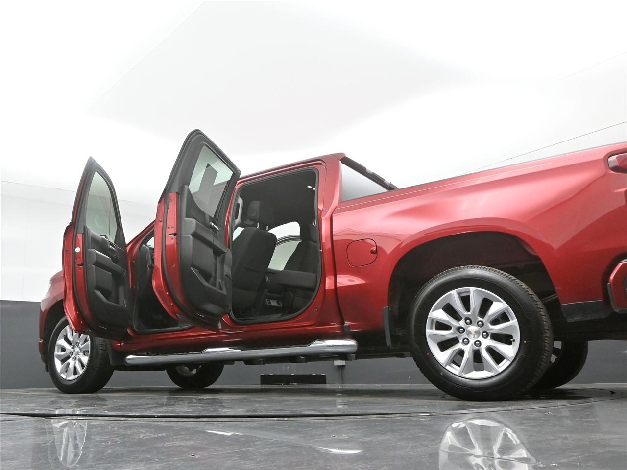 Chevrolet Silverado 1500 Limited Custom Crew Cab Short Box 2WD 2022