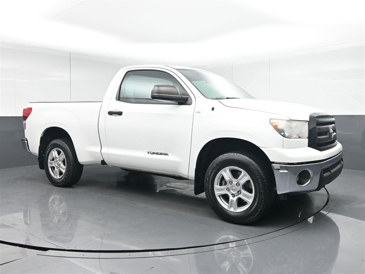 Toyota Tundra Tundra-Grade 4.0L 2WD 2011