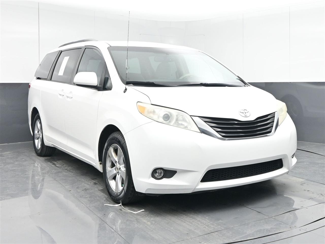 2012 Toyota Sienna LE
