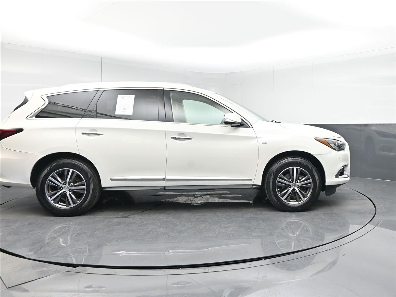 Infiniti QX60 Base AWD 2017