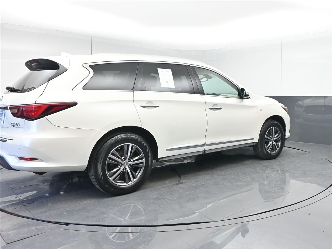 Infiniti QX60 Base AWD 2017