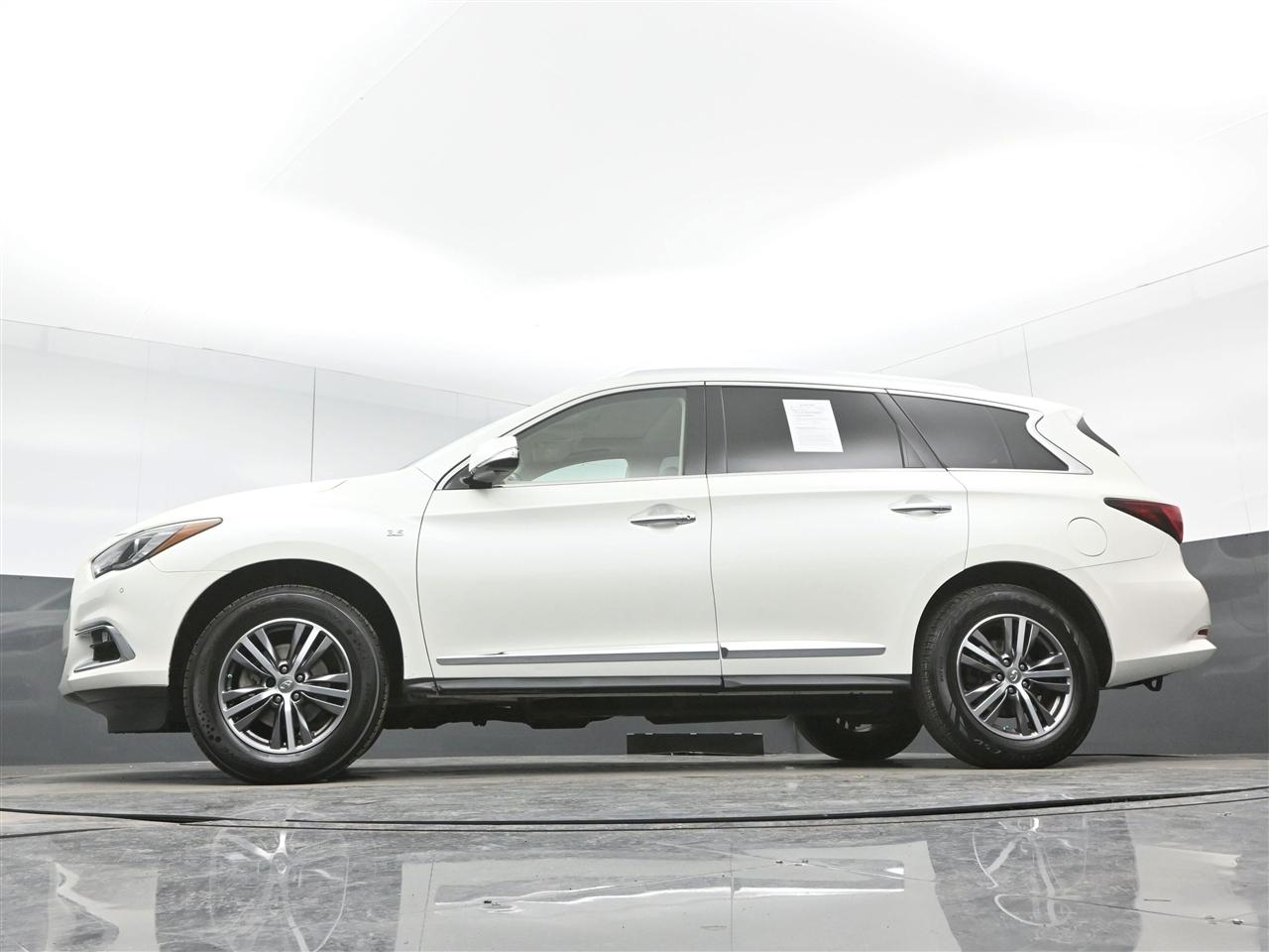 Infiniti QX60 Base AWD 2017